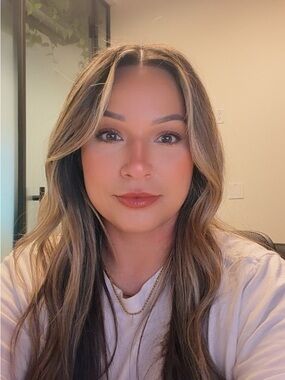 Meet your Posher, Maya